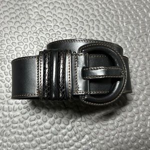 Bannana republic genuine leather black women’s belt size m